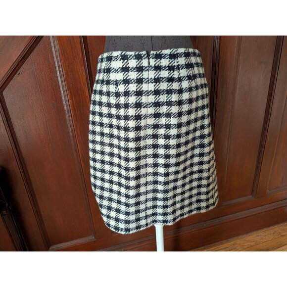 Talbots Womens Tweed Houndstooth Skirt With Gold Buttons Size 8 Made In Philippi - Picture 2 of 8